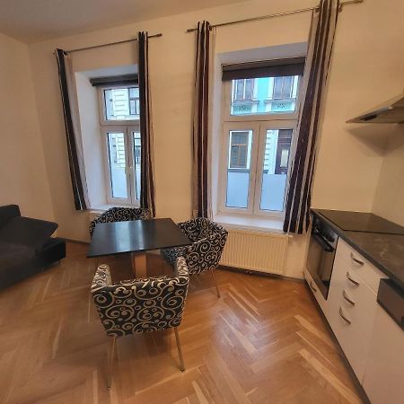 Cozynite Premium Apartment Hundertwasser ウィーン エクステリア 写真